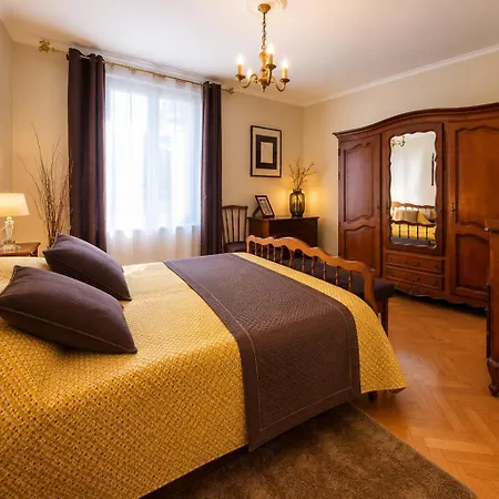 Apartament Retromirabeau 